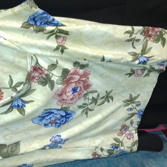 Jessica sport women's floral beige top Sz 10/12 - Picture 12 of 12